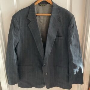 Tailors Row Worsted by Deansgate Wool Gray Pinstripe 2- Button Blazer - Size 46R
